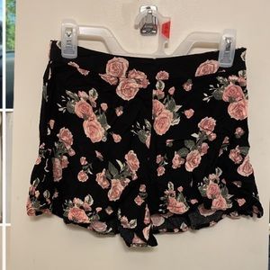 Zip up floral shorts